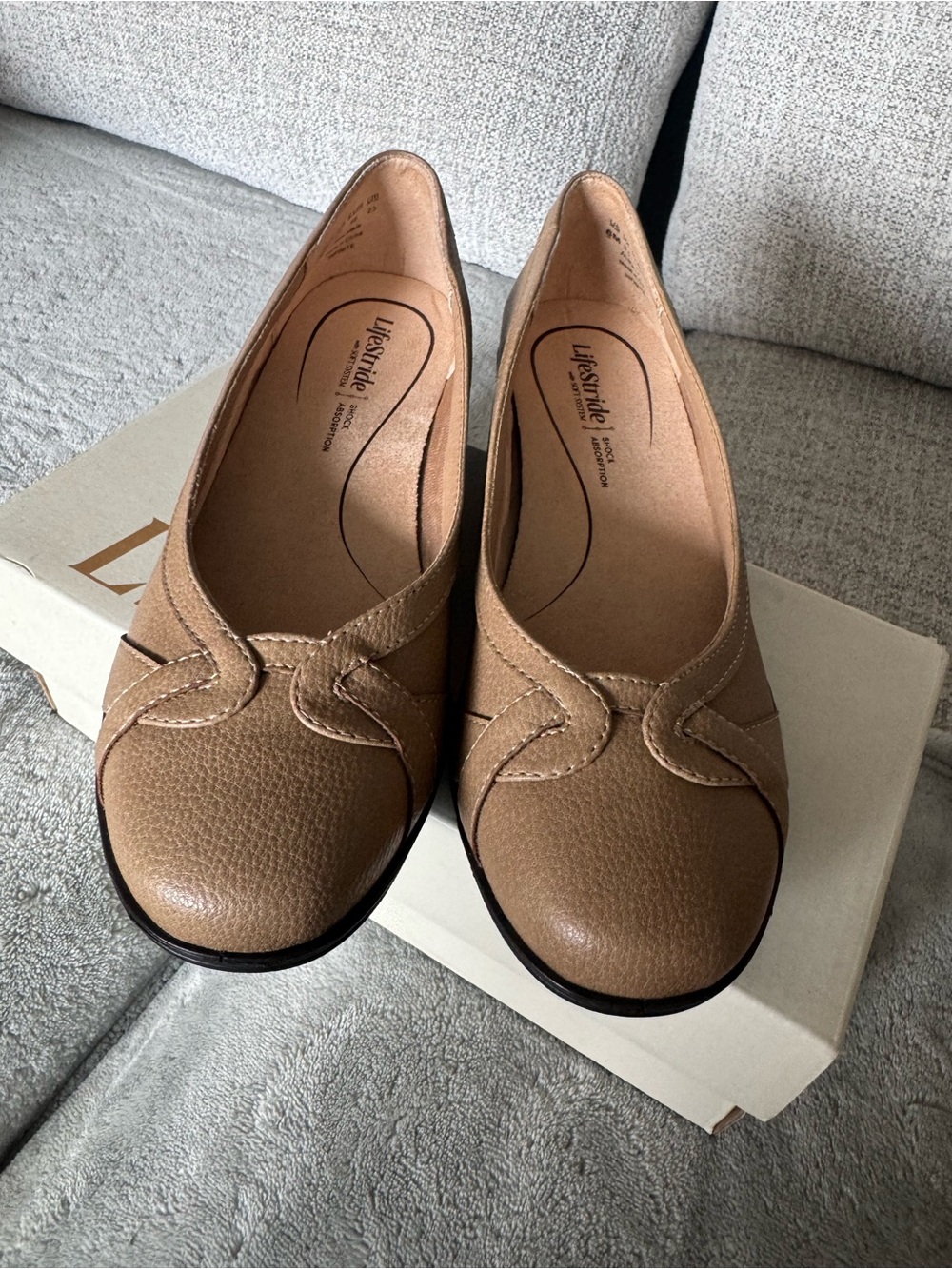 LifeStride Women’s Tan Slip-On Casual Flats
